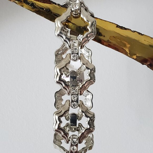 Signed Lia Sophia Silver-tone and Clear Rhinestone Link Bracelet - Picture 7 of 10